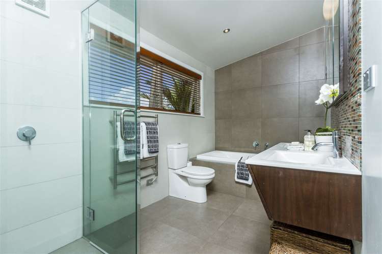 3 Owens Road Devonport_16