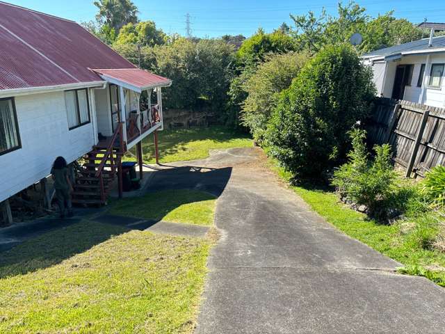 Charming 3BR Home in Mount Roskill