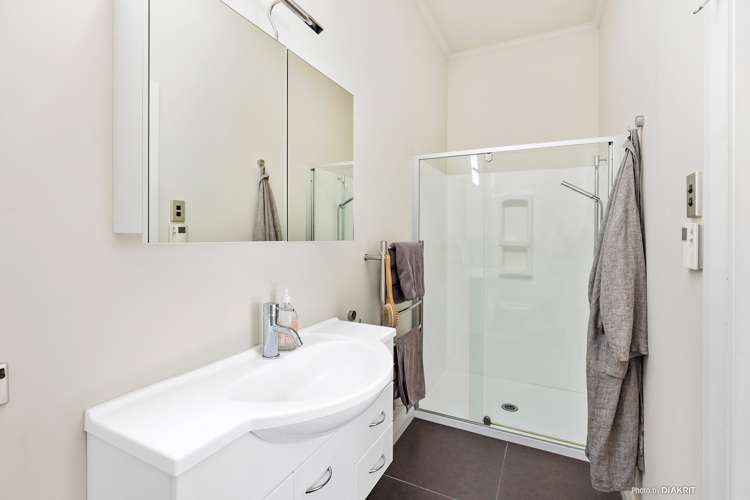 16 Earls Terrace Mount Victoria_6