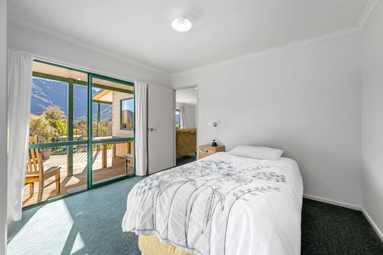 826 Queen Charlotte Drive Havelock_18