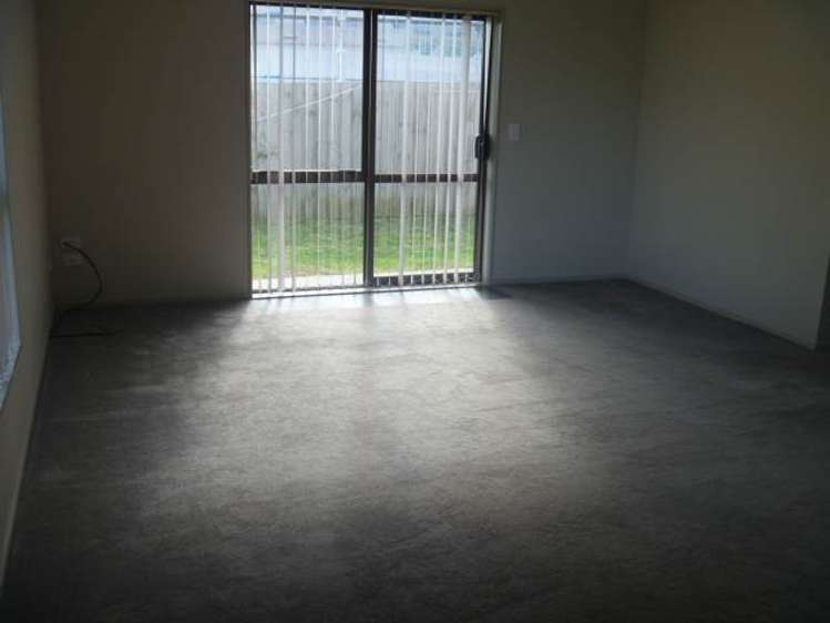 66 Kirikiri Drive Papakura_2