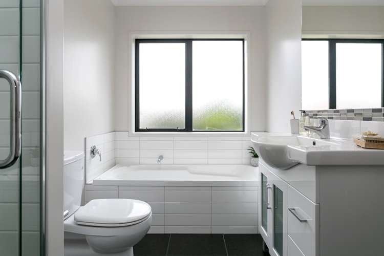 15 Windsor Street Richmond Heights_13