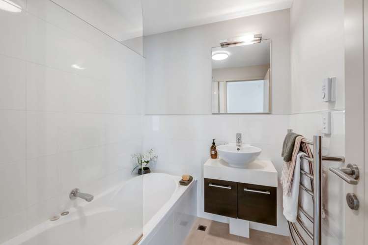 2 Parkside Drive Orewa_15