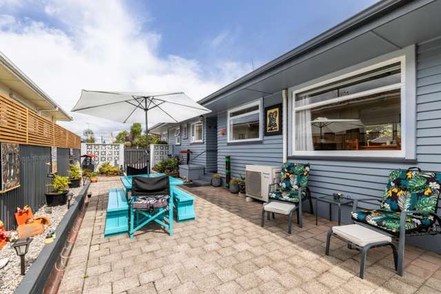 53 Menin Road Onekawa_2