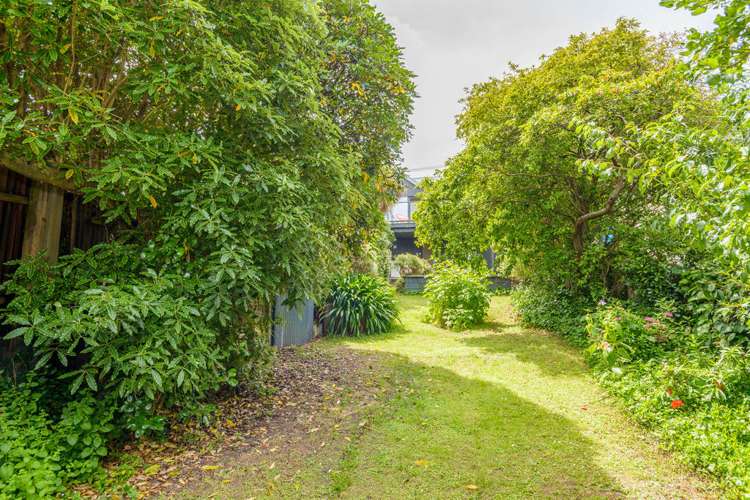 39 Winchester Street Lyttelton_19