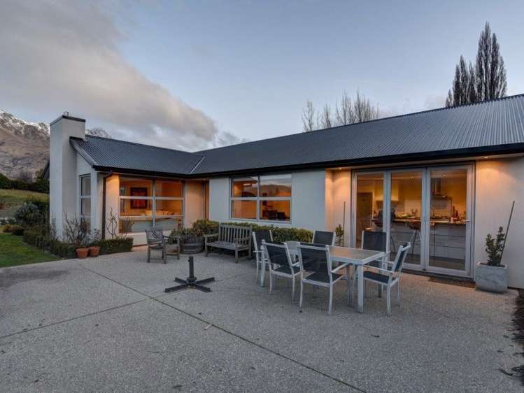 2 Bridgewell Lane Lower Shotover_3