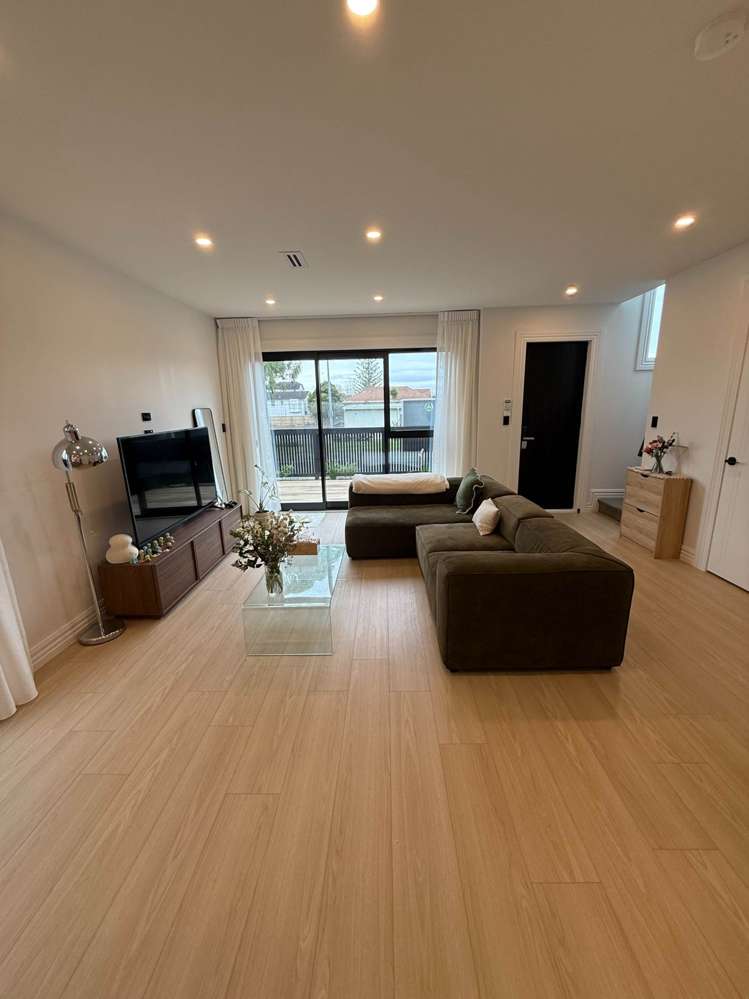 40b Glenmore Road Sunnyhills_2