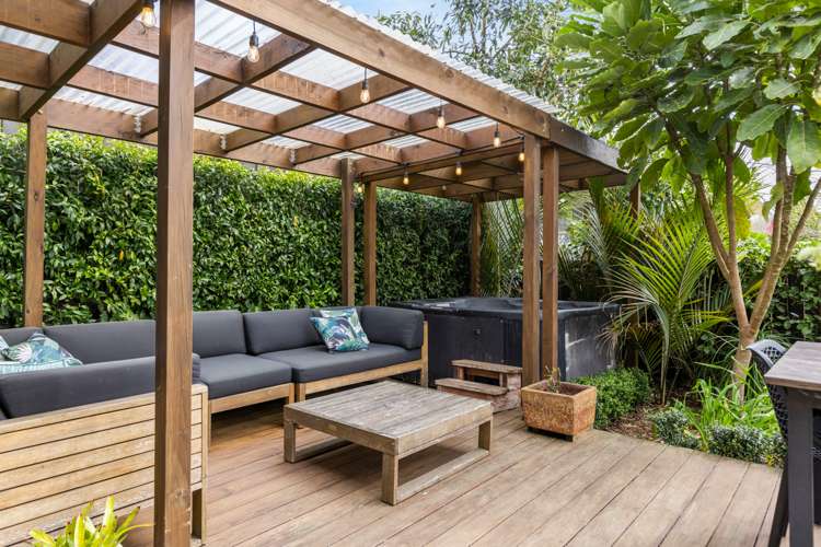 4 Dorothy Place Hillcrest_16