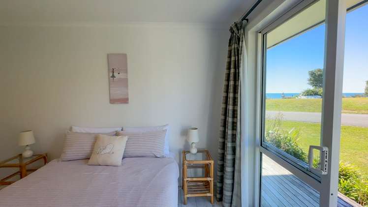 221 Patons Rock Road Kahurangi National Park_12