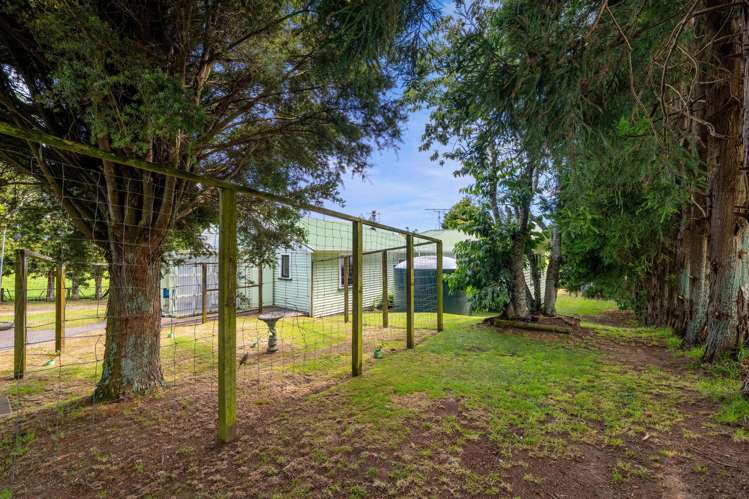 19 Standish Road Toko_21