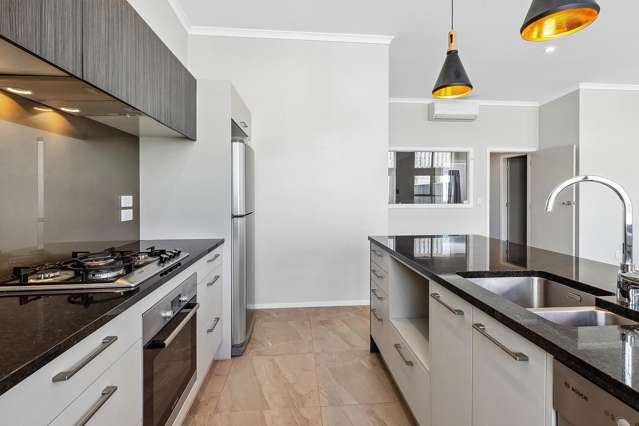 9A Madeira Close Whitby_1
