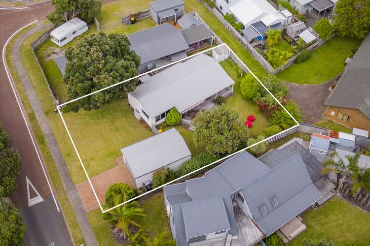 1233 Hikuai Settlement Road Pauanui_20