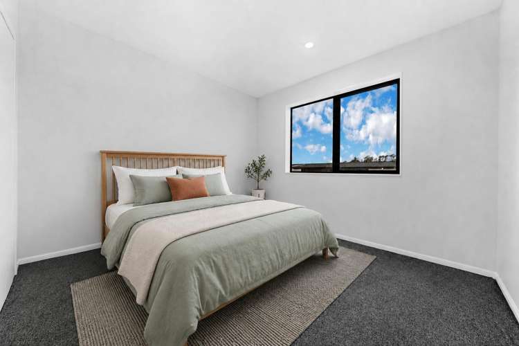 1/12 Sheralee Place Bucklands Beach_11