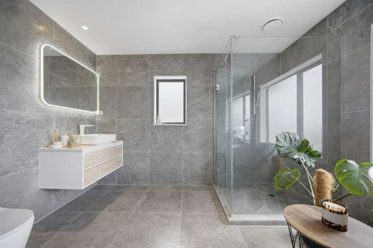 5 Thomas Rielly Avenue Hobsonville_19