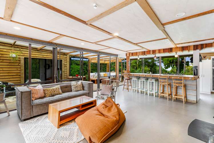 196 Mountain Road Henderson Valley_5