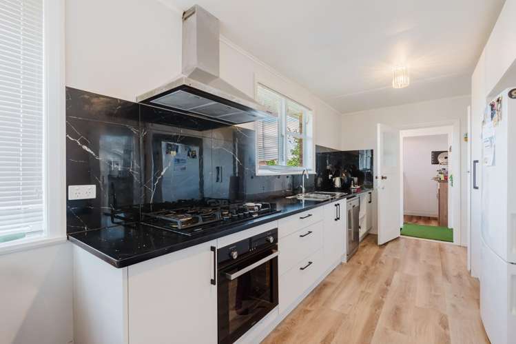 6 Bellmont Avenue Chartwell_13