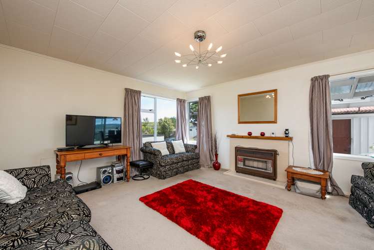 21 Rossport Street Johnsonville_11