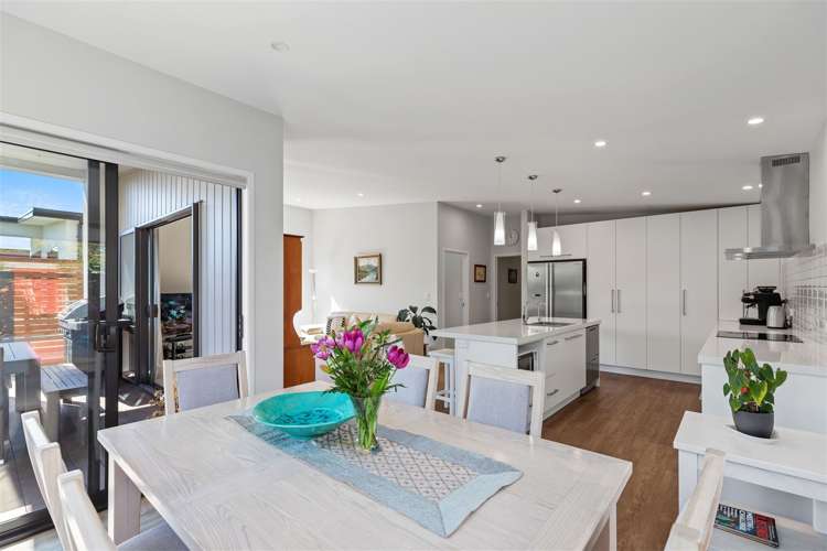 70 Coast Boulevard Papamoa_9