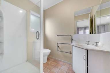 3/89 Kolmar Road_2