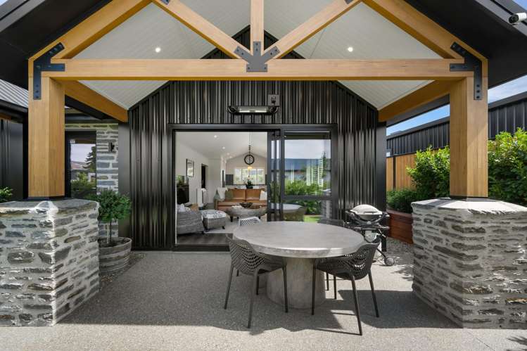 37 Magnum Drive Cromwell_22