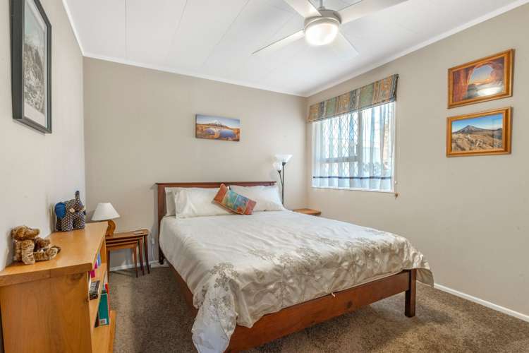 4 Hunter Place Merrilands_11
