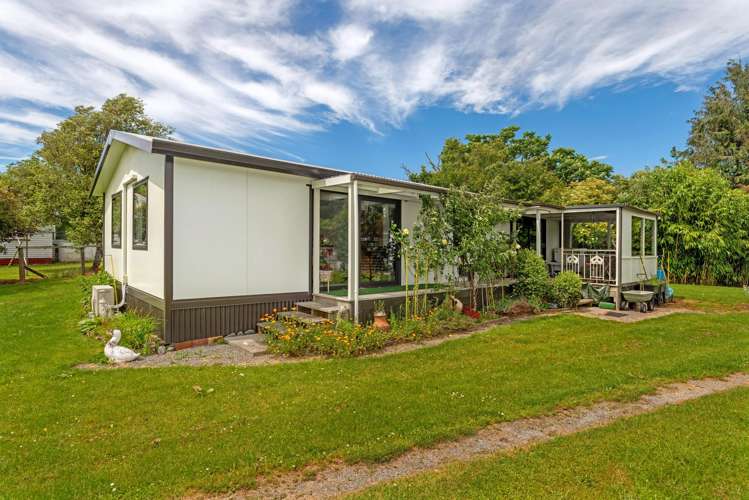 9 and 11 Motu Road Matawai_28