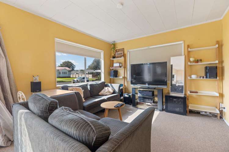 1/30 Waiari Road Conifer Grove_8