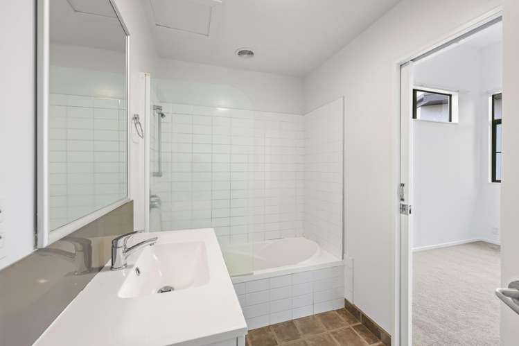 50/42 Holly Street Avondale_16