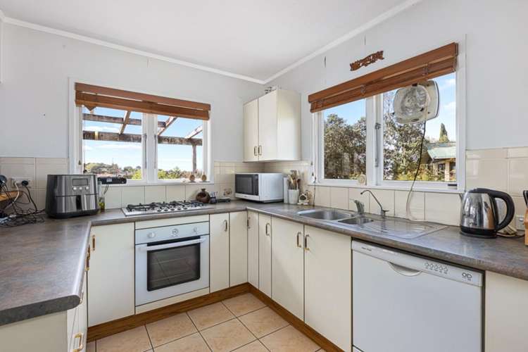 7 Hilling Street Titirangi_6