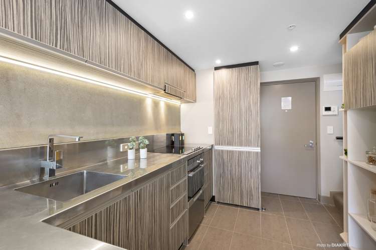 8/307 Willis Street Te Aro_6