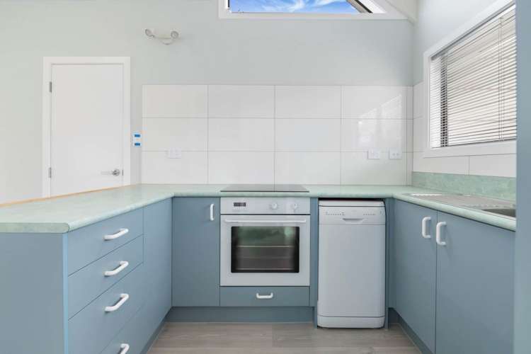 2/25 Hatton Road Orewa_7