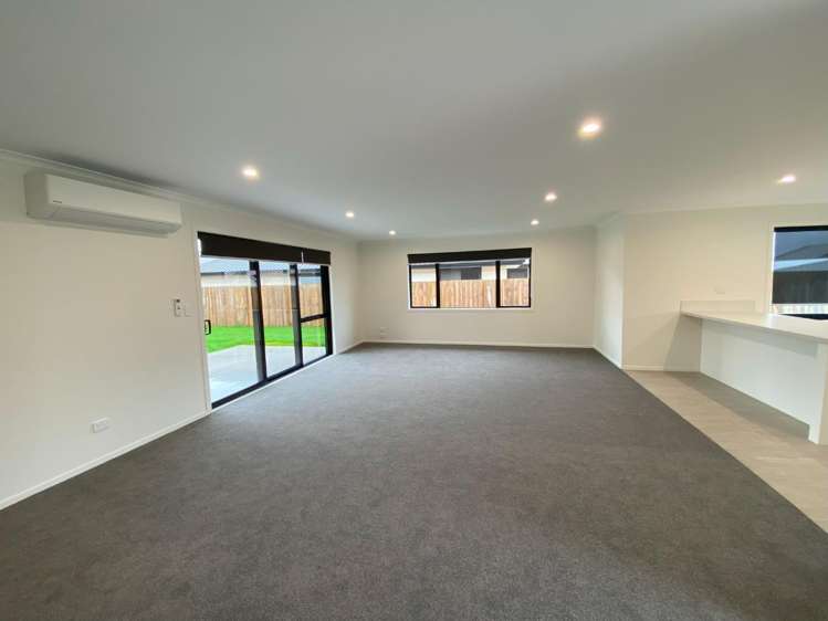 17 Korako Lane 500153_4