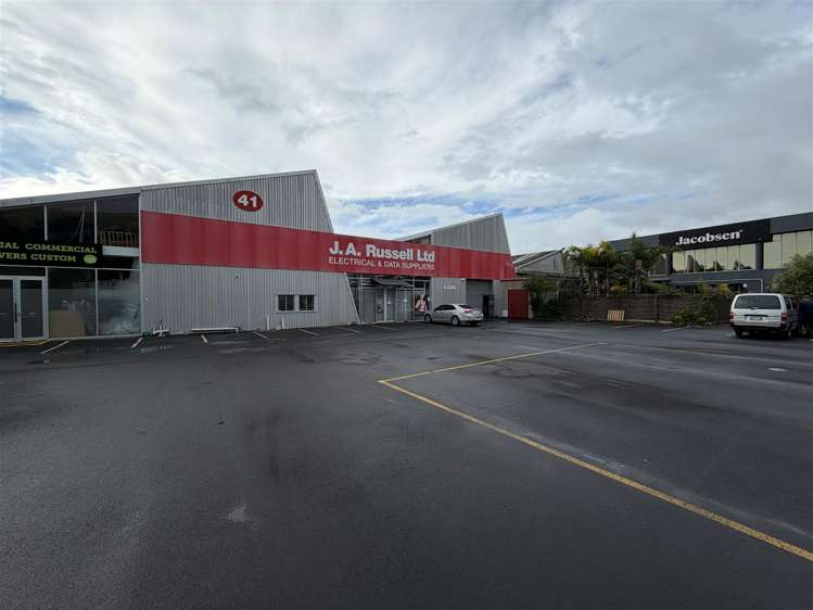 Unit B, 41 Morrin Road Saint Johns_5