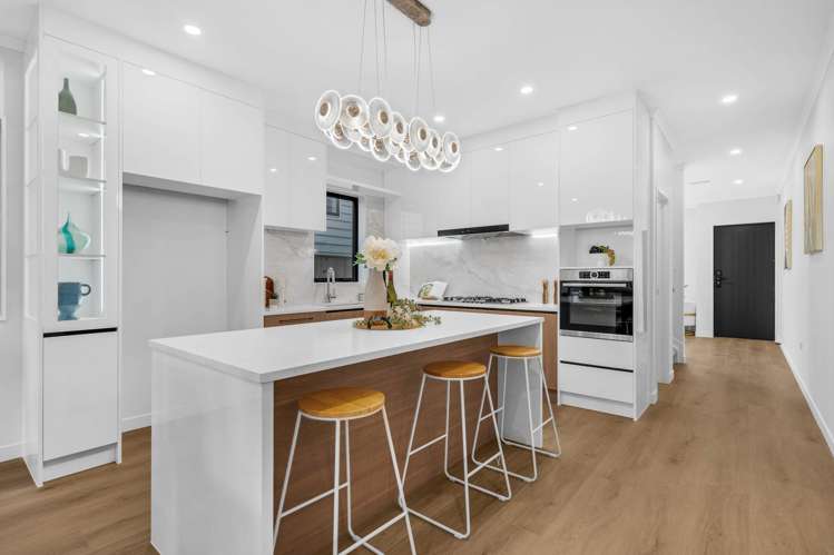 21 Obelus Road Flat Bush_7