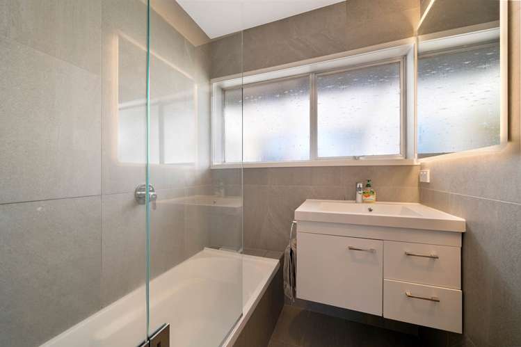 1/15 Parker Avenue New Lynn_10
