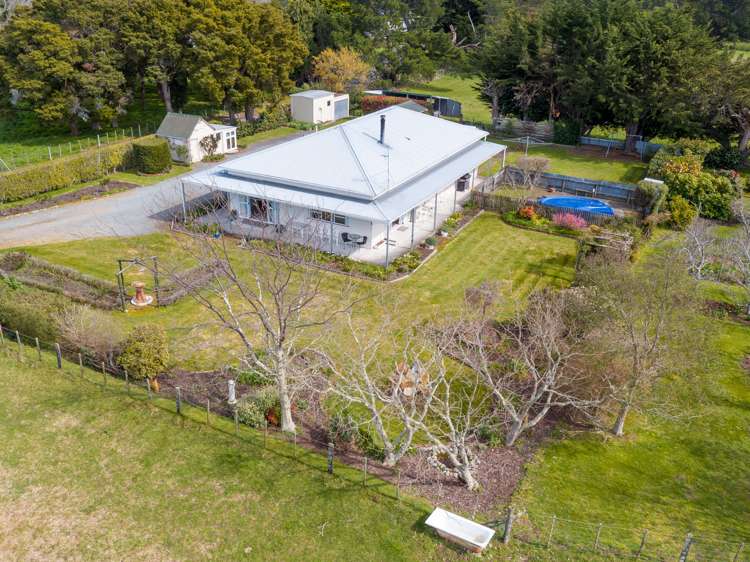 121 Chester Road Carterton_16