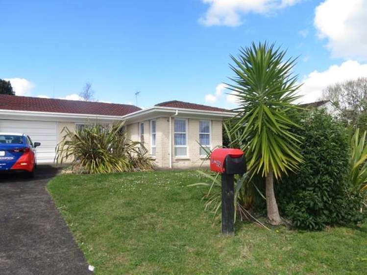 2/32 Park Estate Road_0