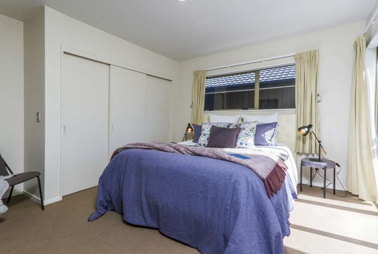 4 Highgrove Way The Wood_11