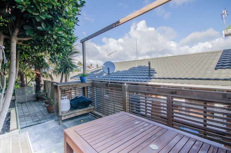 2/11 Matiere Road Onehunga_14