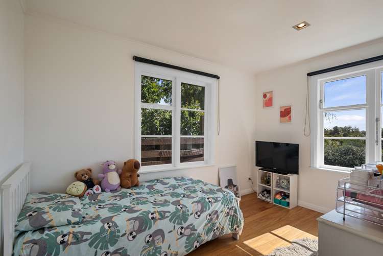 22 Parakai Street Paraparaumu_14