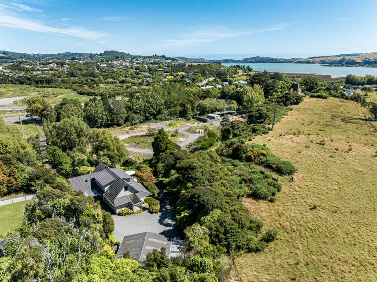 33 Paremata Haywards Road_1
