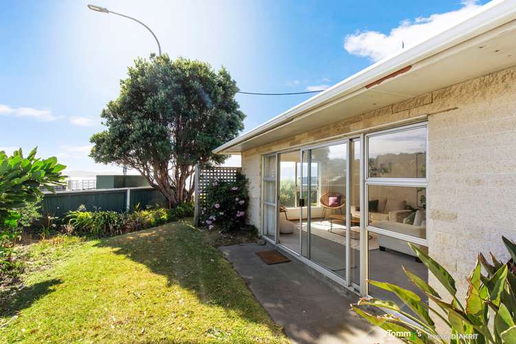 73 Marine Parade Seatoun_8