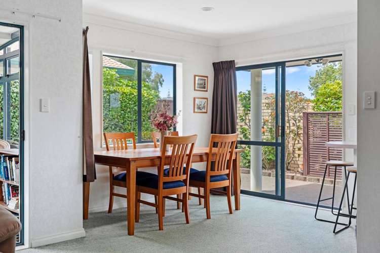 10 Sandhurst Drive_4