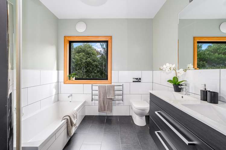 14 Madras Street Khandallah_16