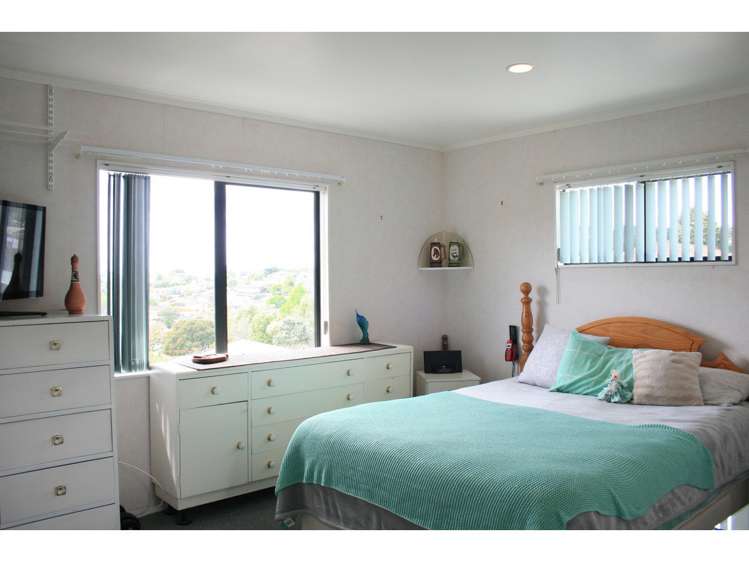 233 Glengarry Road Glen Eden_5