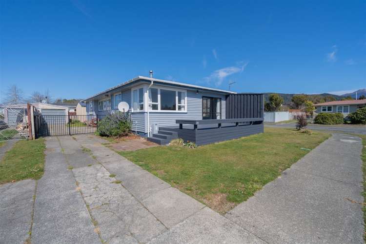 26 Mararoa Drive Manapouri_24