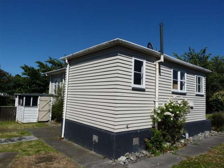 4 Birdwood Street Featherston_11