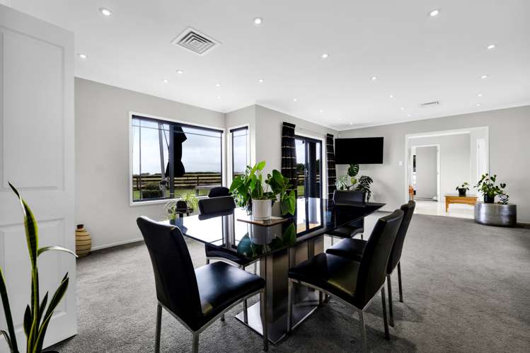 16 Beach Road Urenui_9