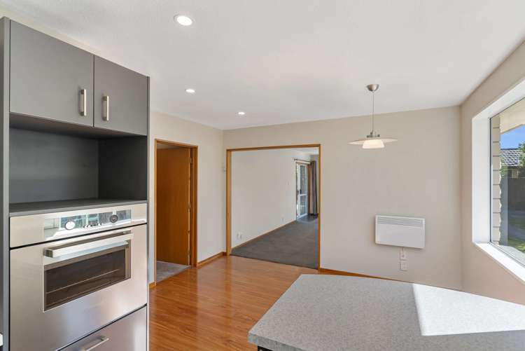 2/20 Sawyers Arms Road Northcote_6