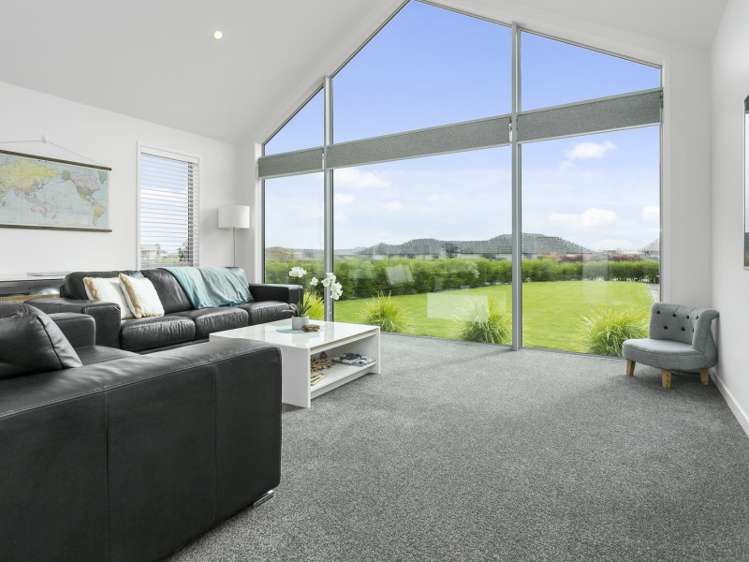 37 Baxter Michael Crescent Cambridge_9